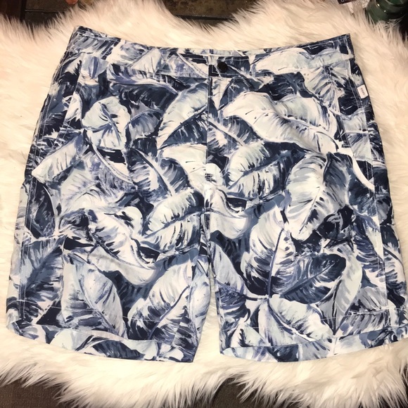 Onia Other - NWOT! Onia The Calder men’s  swim shorts.